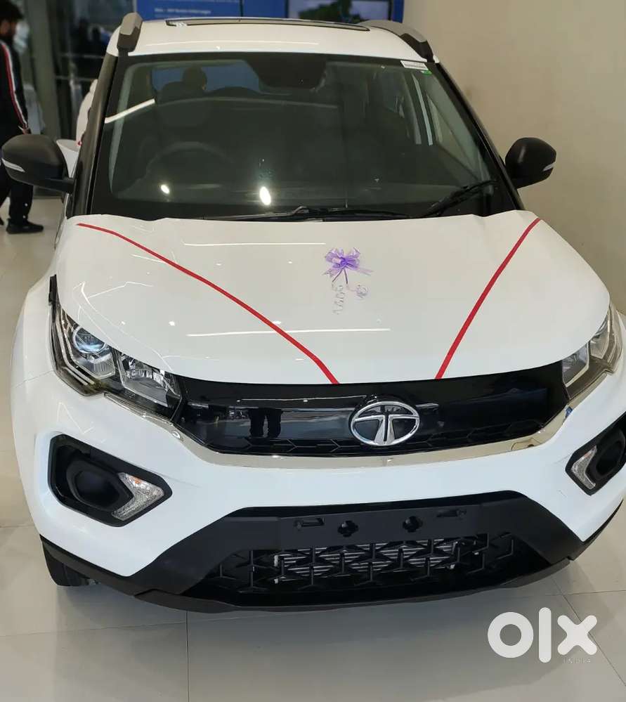Tata Nexon 2023 Petrol 67000 Km Driven With Well Mentioned And No Dent