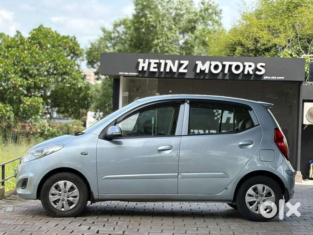 Hyundai I10 Sportz At, 2012, Petrol
