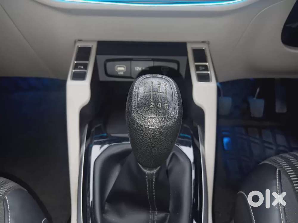 Kia Carens 1.4 Prestige 7 Str, 2022, Petrol