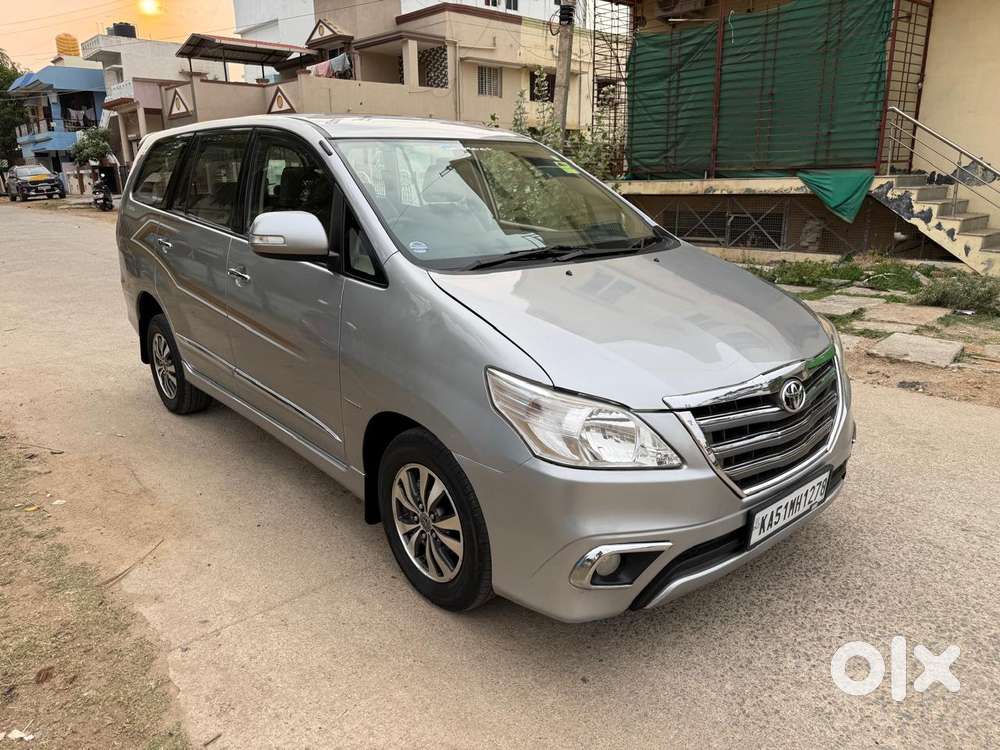 Toyota Innova 2.5 V 8 Str, 2015, Diesel