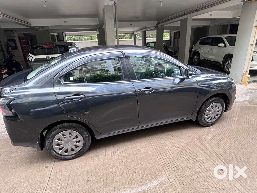 Maruti Suzuki Dzire Vxi 2025