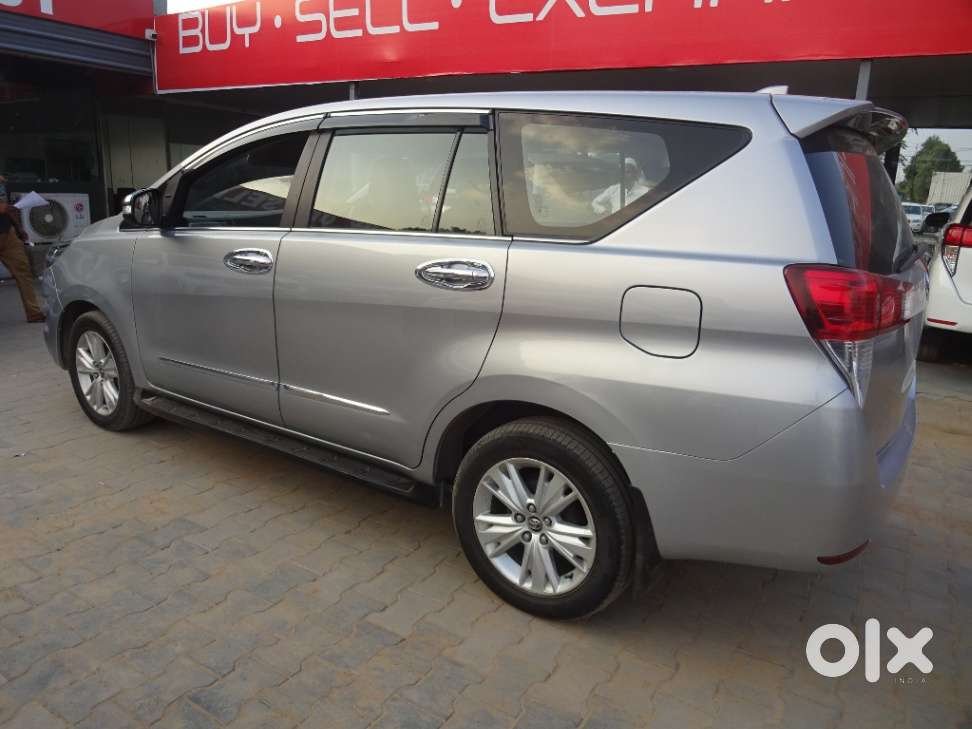 Toyota Innova Crysta 2.8 Zx At, 2016, Diesel