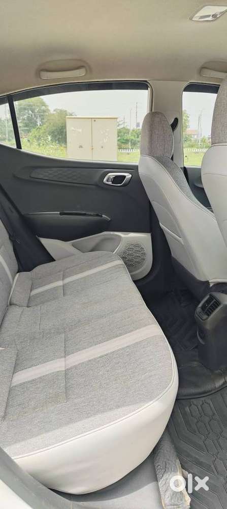 Hyundai Grand I10 Nios Sportz, 2021, Diesel