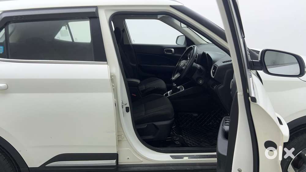Hyundai Venue Sx Turbo, 2021, Petrol