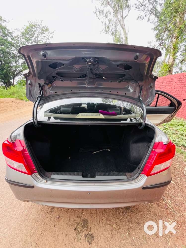 Maruti Suzuki Swift Dzire Petrol 2021
