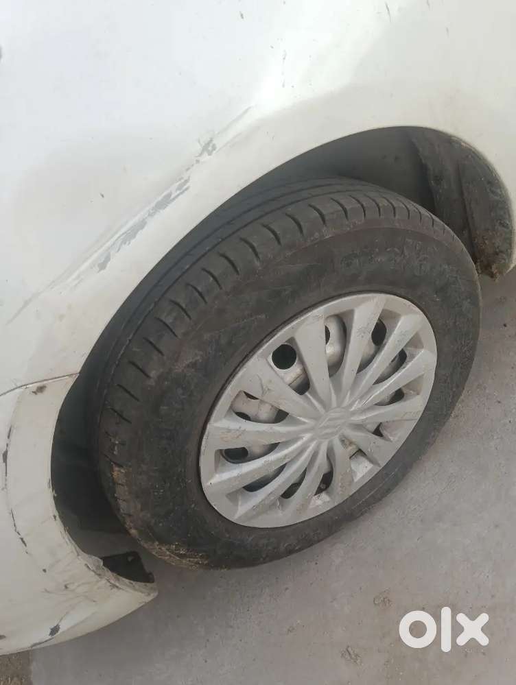 Maruti Suzuki Dzire 2020 Cng & Hybrids 220000 Km Driven