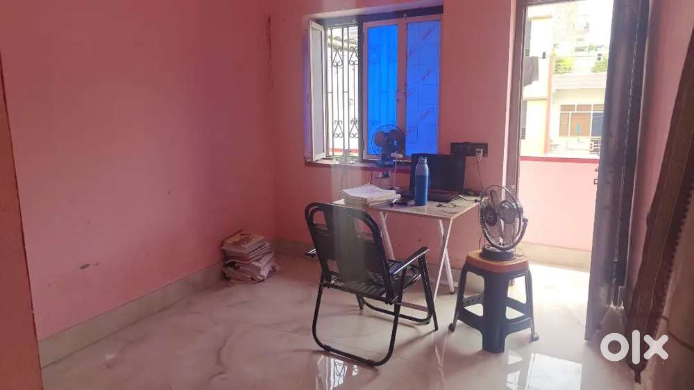 Room Available in 2BHK Flat | Single & Sharing | No Restrictions