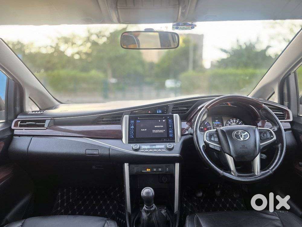 Toyota Innova Crysta 2.4 Z 7 Str, 2017, Diesel