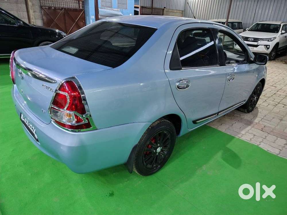 Toyota Etios 2010-2012 V, 2011, Petrol