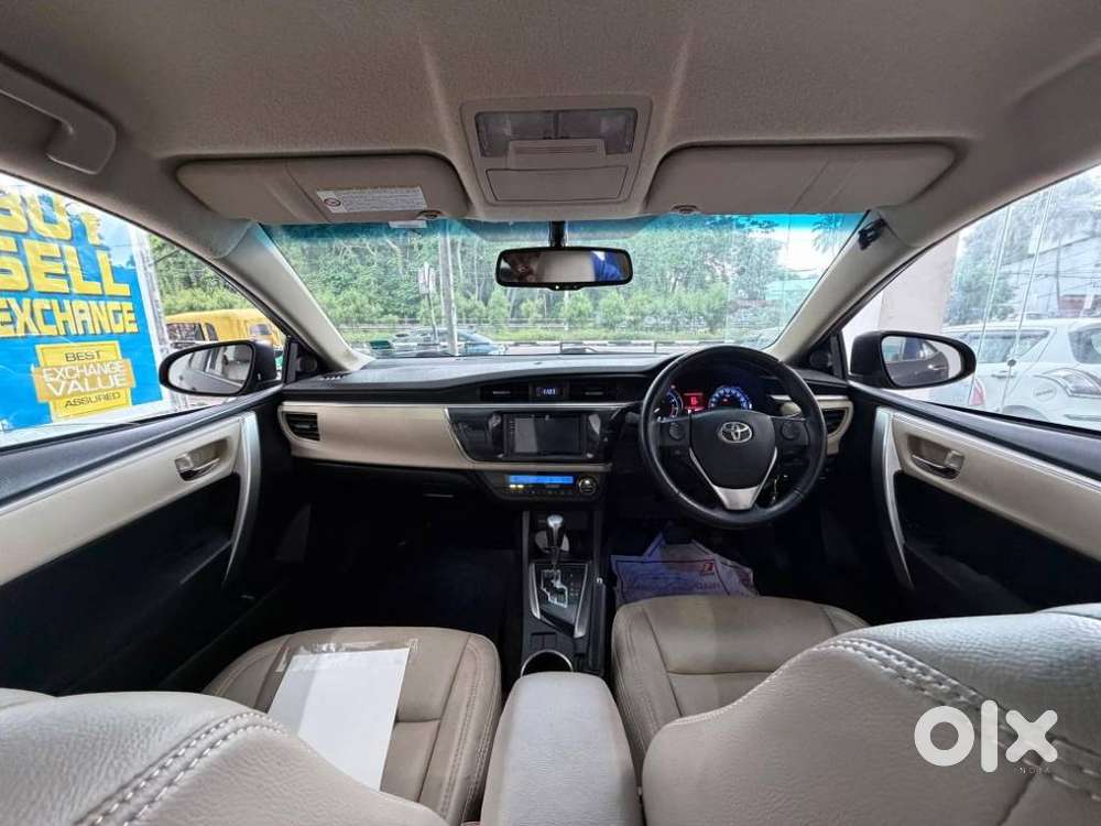 Toyota Corolla Altis G At, 2015, Petrol
