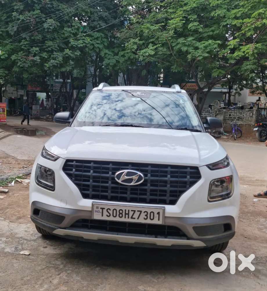 Hyundai Venue 2022  For Sale Very Less Driven