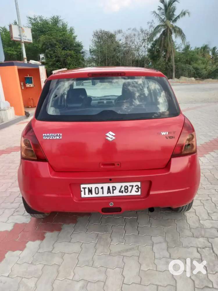 Maruti Suzuki Swift 2011