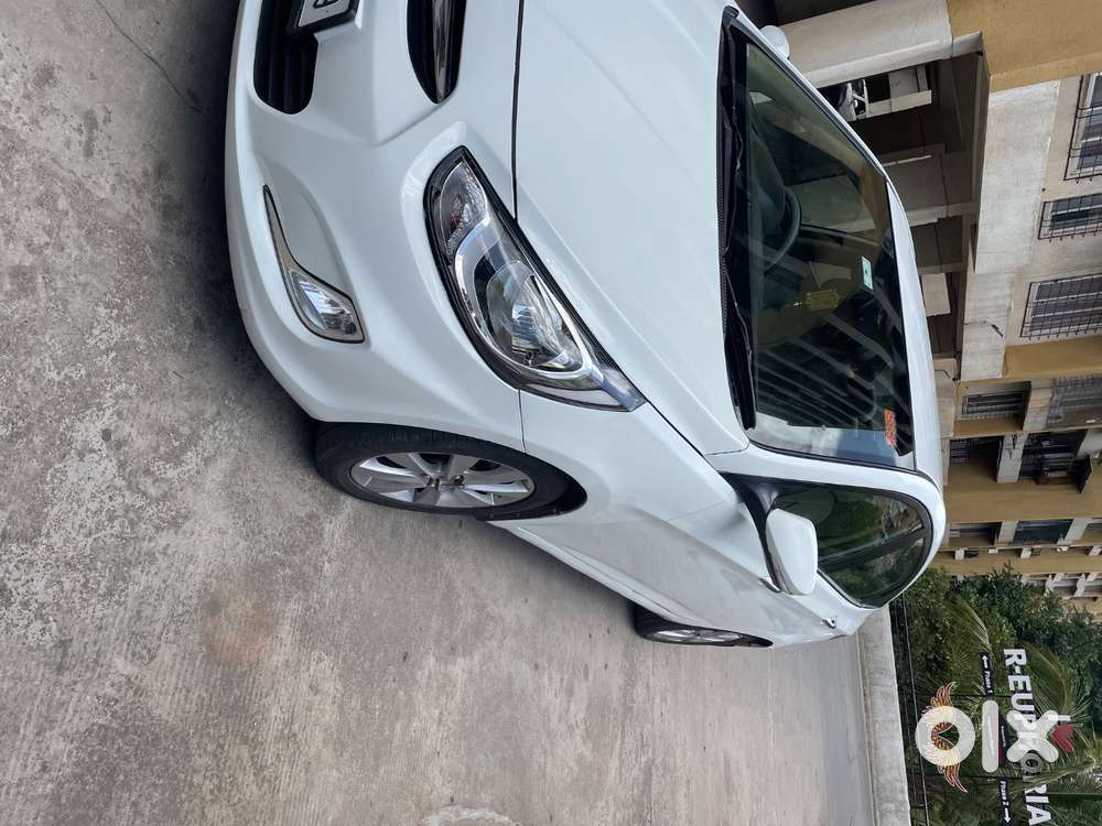 Hyundai Verna 2012