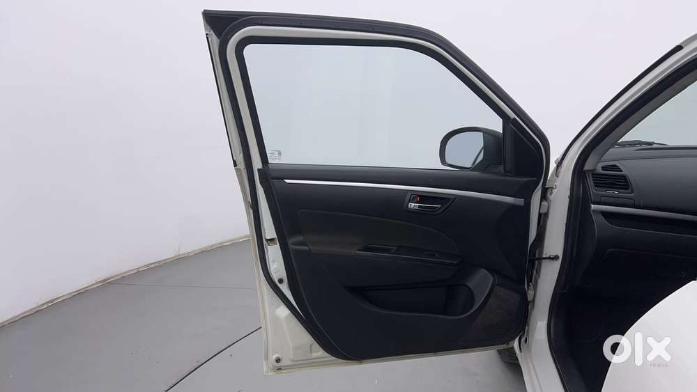 Maruti Suzuki Swift Vxi Cng, 2016, Cng & Hybrids