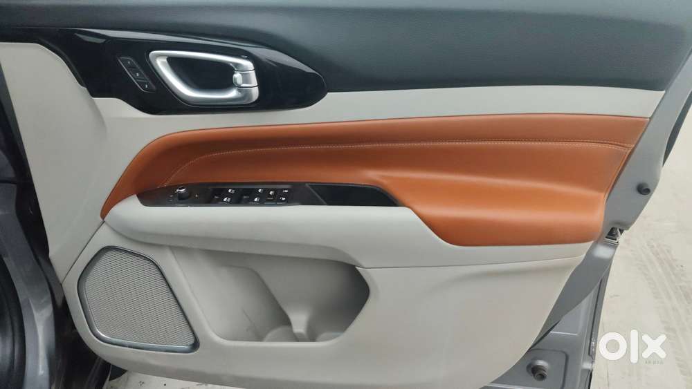 Jeep Compass Limited (o) 2.0 Diesel At, 2023, Diesel