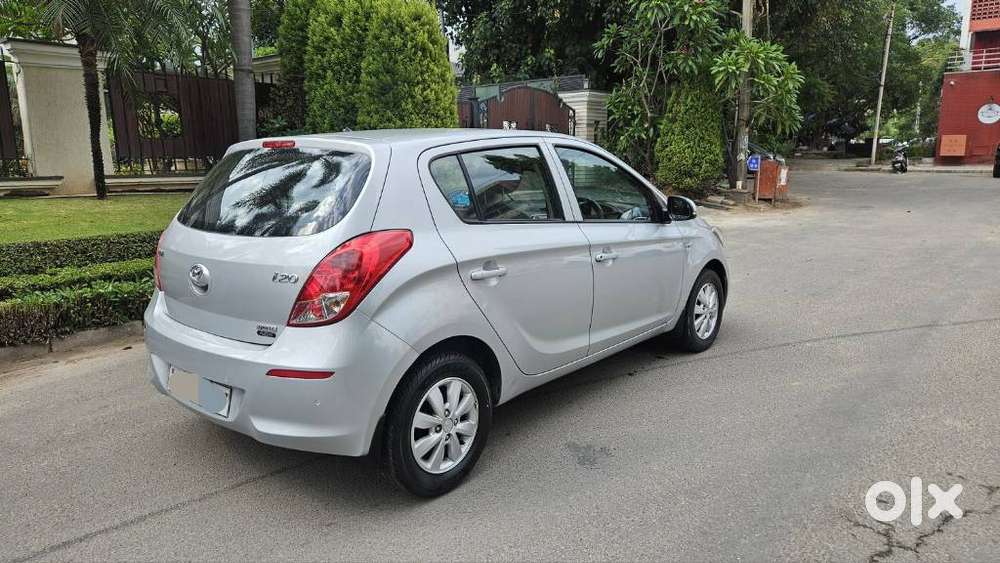 Hyundai I20 Sportz Plus, 2014, Petrol