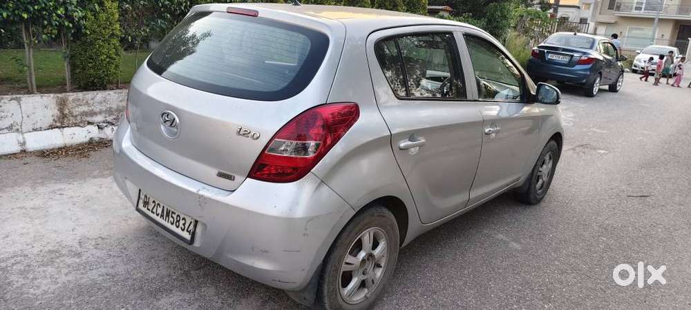 Hyundai I20 Sportz 1.2 Bs-iv, 2011, Petrol
