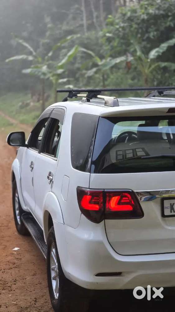 Toyota Fortuner 2010