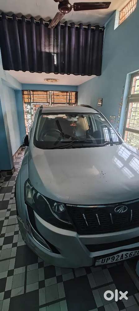 Mahindra Xuv500 2016 Diesel 900000 Km Driven