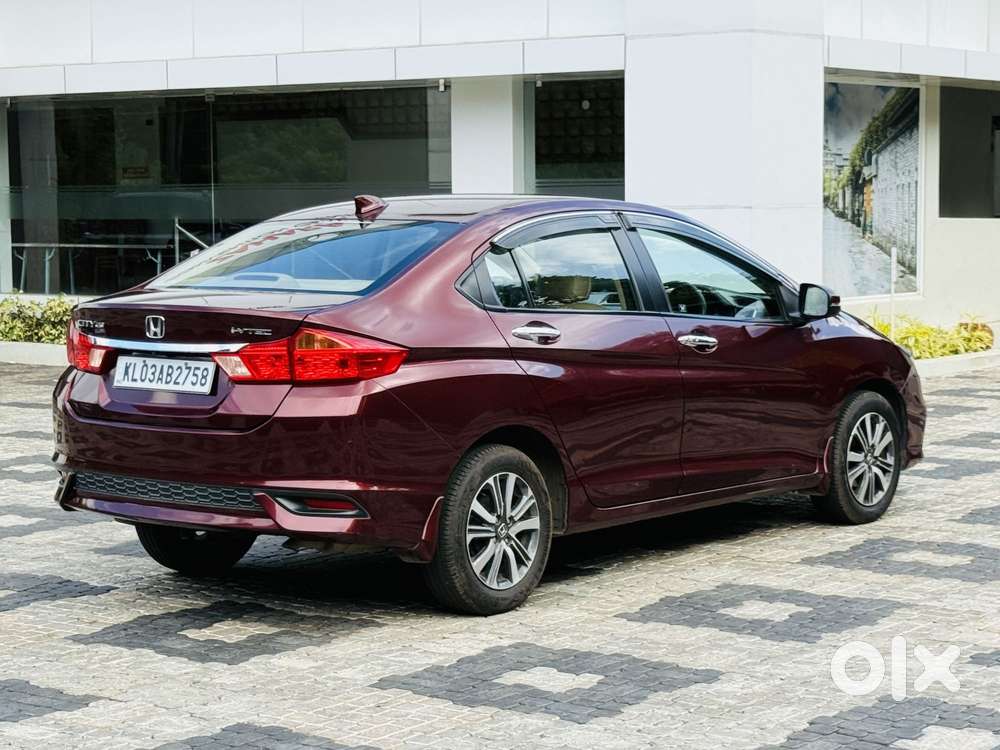 Honda City 1.5 V 4th Gen I-vtec Mt, 2017, Petrol