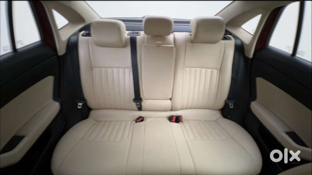 Volkswagen Virtus Highline Plus 1.0 Tsi At, 2023, Petrol