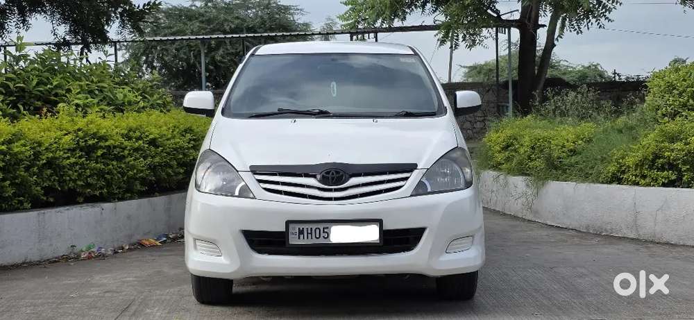 Toyota Innova Diesel 2012