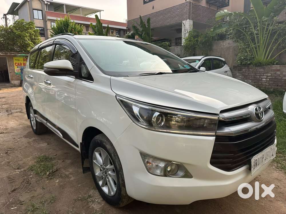Toyota Innova Crysta 2.4 V 7 Str, 2018, Petrol