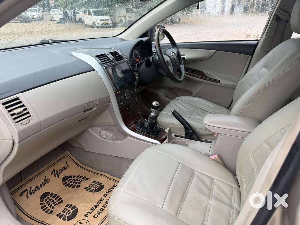 Toyota Corolla Altis, 2011, Petrol