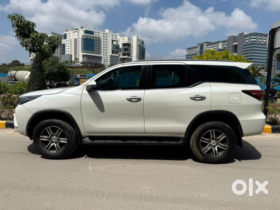 Toyota Fortuner 4x2 At 2.8 Diesel, 2022, Diesel