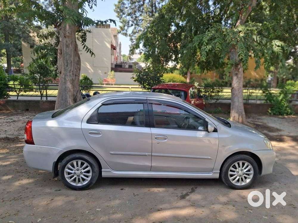 Toyota Etios Vx Xclusive, 2011, Petrol