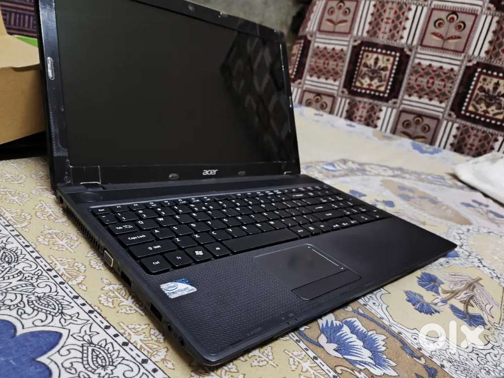 Acer Laptop – Good Condition, Fully Working