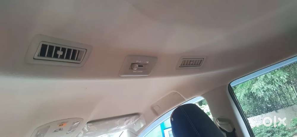 Toyota Innova Crysta [2020-ongoing] 2.4 Gx 8 Str, 2024, Diesel