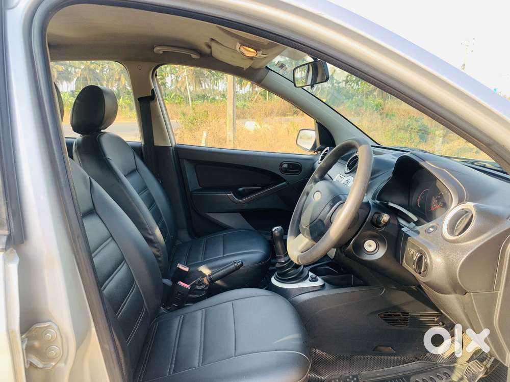 Ford Figo 2012-2015 Diesel Celebration Edition, 2012, Diesel