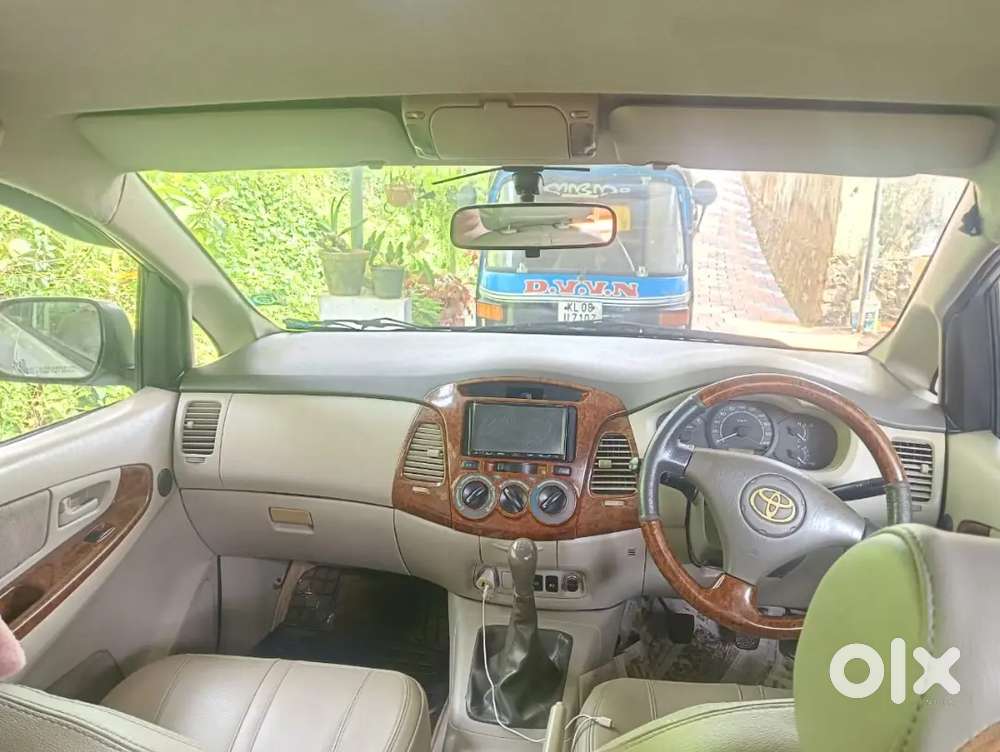 Toyota Innova 2009
