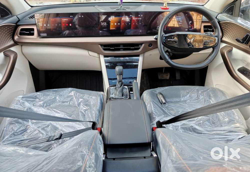 Mahindra Xuv 7xo Ax7 At, 2026, Petrol