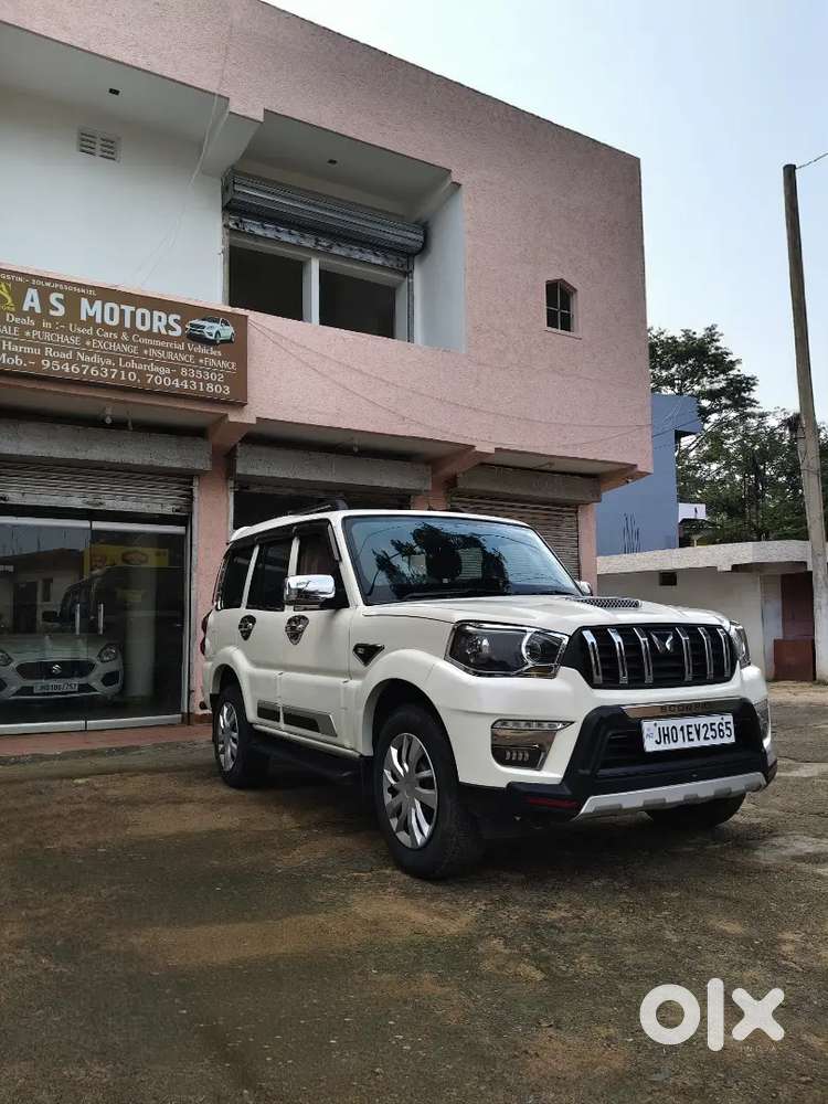 Mahindra Scorpio Classic 2022( October )diesel Manual Year 9 Seater
