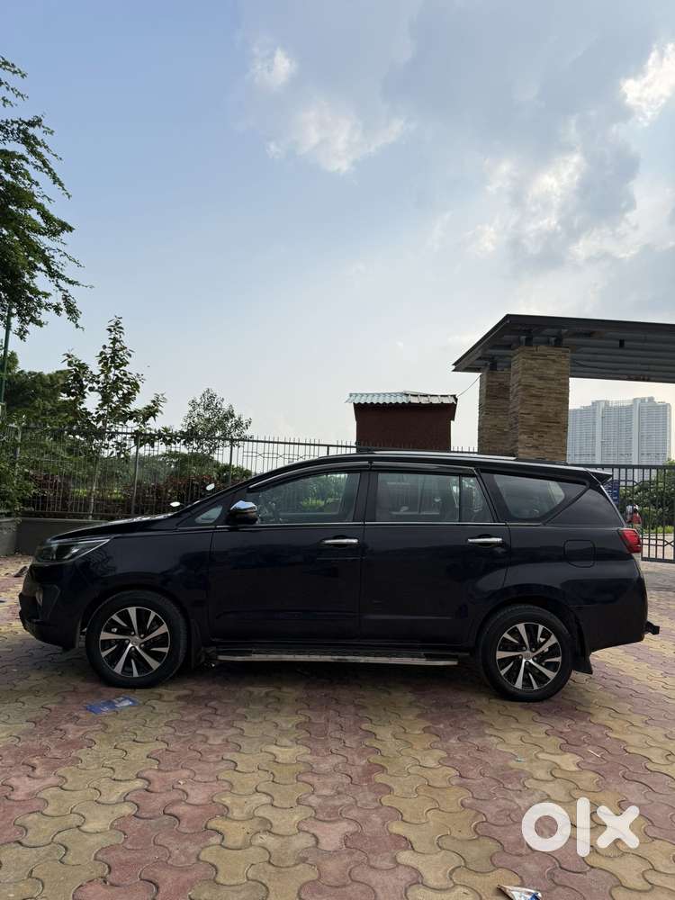 Toyota Innova Crysta 2.4 Z 7 Str, 2022, Diesel