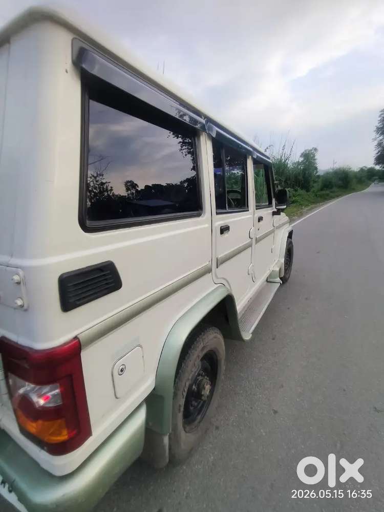 4mahindra Bolero 2011