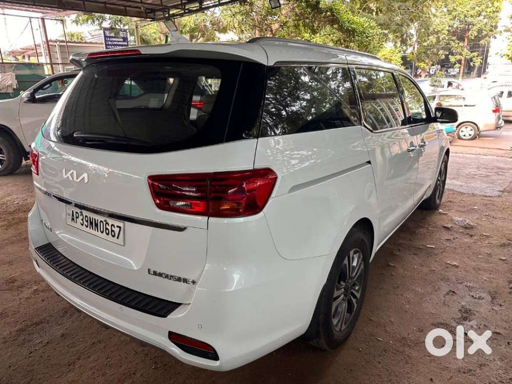 Kia Carnival Limousine Plus 7 Str, 2022, Diesel