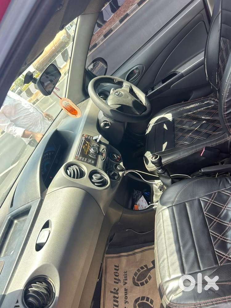 Toyota Etios Liva 2013