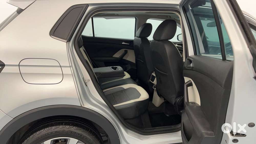 Volkswagen Taigun Topline 1.0 Tsi At (electric Seats), 2022, Petrol