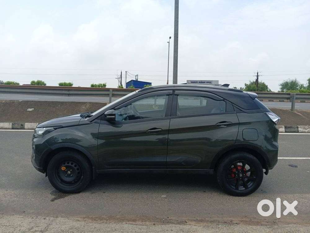 Tata Nexon 1.2 Revotron Xza Plus Dualtone, 2020, Petrol