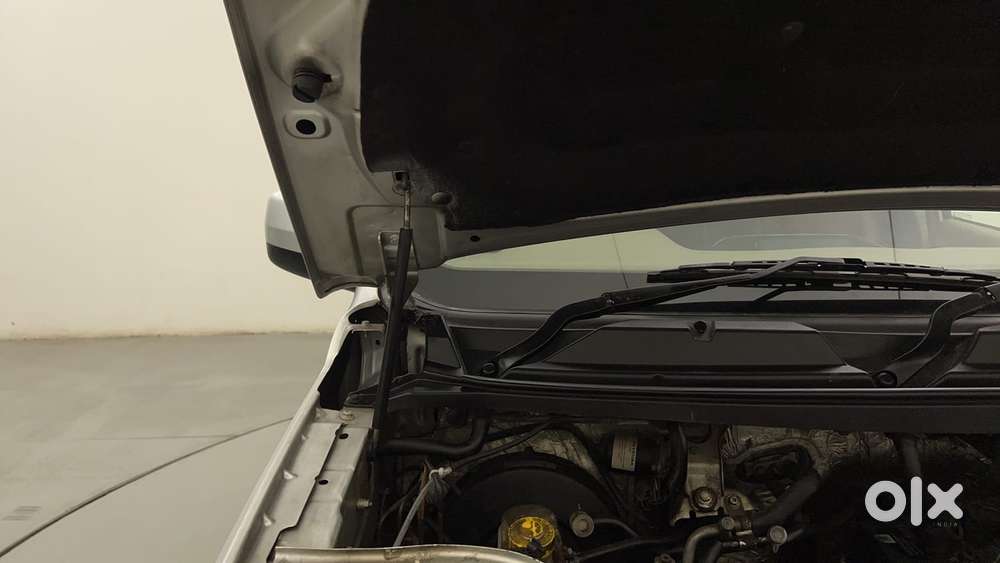 Mahindra Tuv 300 Plus P8, 2018, Diesel