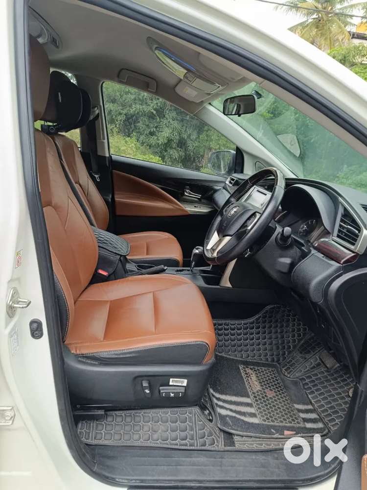 Toyota Innova Crysta 2.8 Zx At 7 Seater, 2019, Diesel