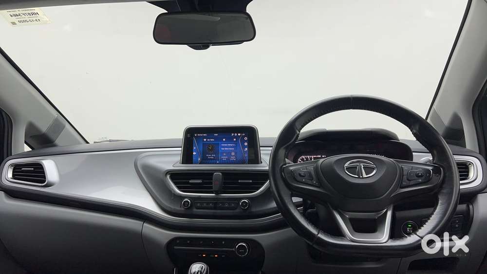 Tata Altroz Xz, 2020, Petrol