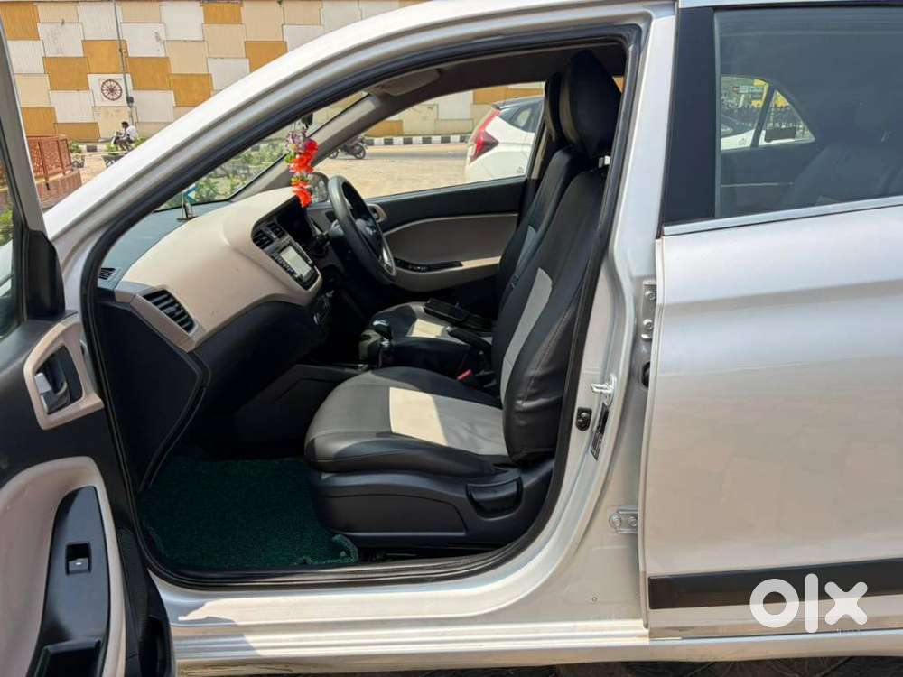 Hyundai I20 Asta (o) 1.2 Mt, 2017, Petrol