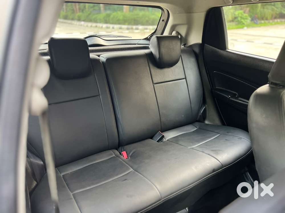Maruti Suzuki Swift Amt Zxi, 2018, Petrol