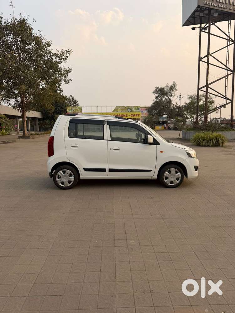 Maruti Suzuki Wagon R Vxi Optional, 2018, Petrol