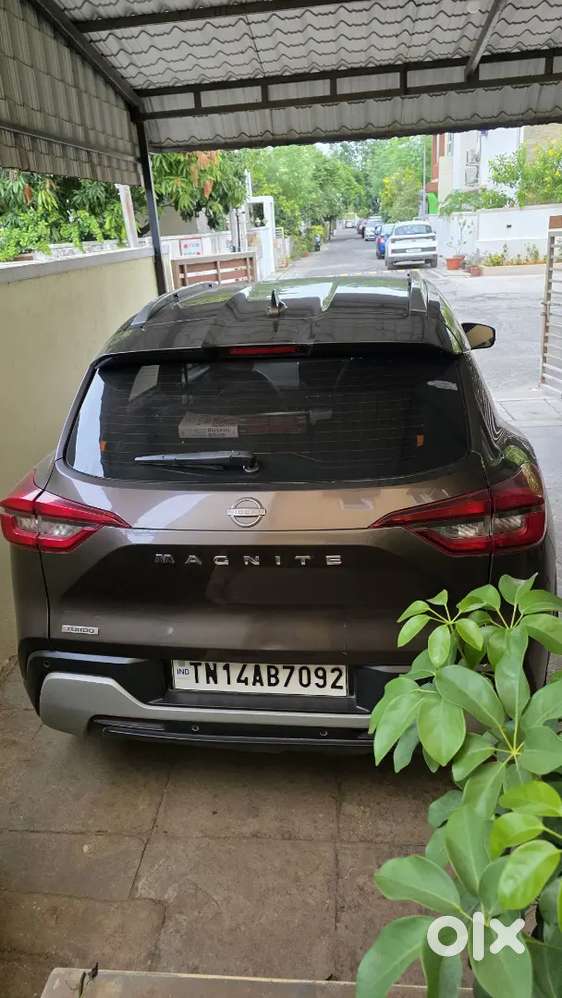 Showroom Maintained Nissan Magnite Xv Turbo Cvt 2022 Petrol Automatic