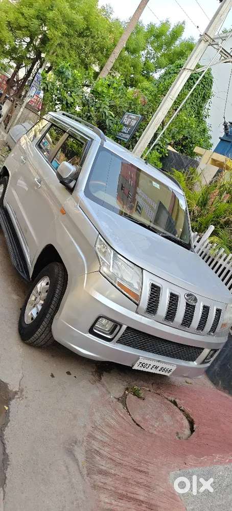 Mahindra Tuv 300 T8